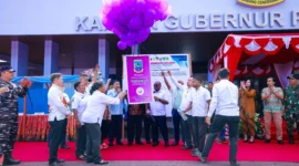 Gubernur Papua Tengah, Meki Nawipa didampingi para Bupati dan Pimpinan OPD dari Kabupaten Nabire, Dogiyai, Deiyai, Paniai, Intan Jaya, Puncak Jaya, Mimika dan Puncak saat Pengguntingan balon Eliminasi (HUMAS PEMPROV)