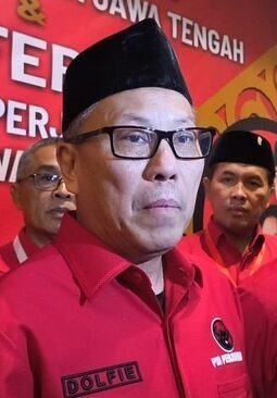 Dolfie Othniel Resmi Pimpin PDIP Jawa Tengah Periode 2025–2030, Gantikan FX Hadi Rudyatmo