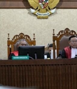Sidang Perdana Kasus Laptop Chromebook Nadiem Makarim Kembali Ditunda, Dijadwalkan 5 Januari 2026