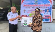 Pemprov Papua Tengah Salurkan Lampu Tenaga Surya untuk Warga Intan Jaya